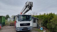 LKW Dachdeckerkran MAN TGL 7.180; amtl. Kennz. GLA MF 37