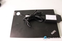 Laptop LENOVO