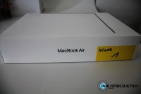 Laptop APPLE