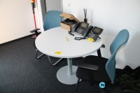 Bistrotisch; 2 Polsterst&uuml;hle