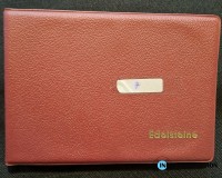 Sammlung von 30 kleinen Edel- u. Schmucksteinen in einem Rahmen