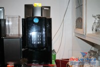 Kaffeevollautomat CARIMALI; für 8 Sorten mit Milchkühler