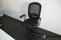 B&uuml;rodrehst&uuml;hle