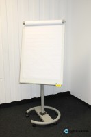 Flipchart fahrbar