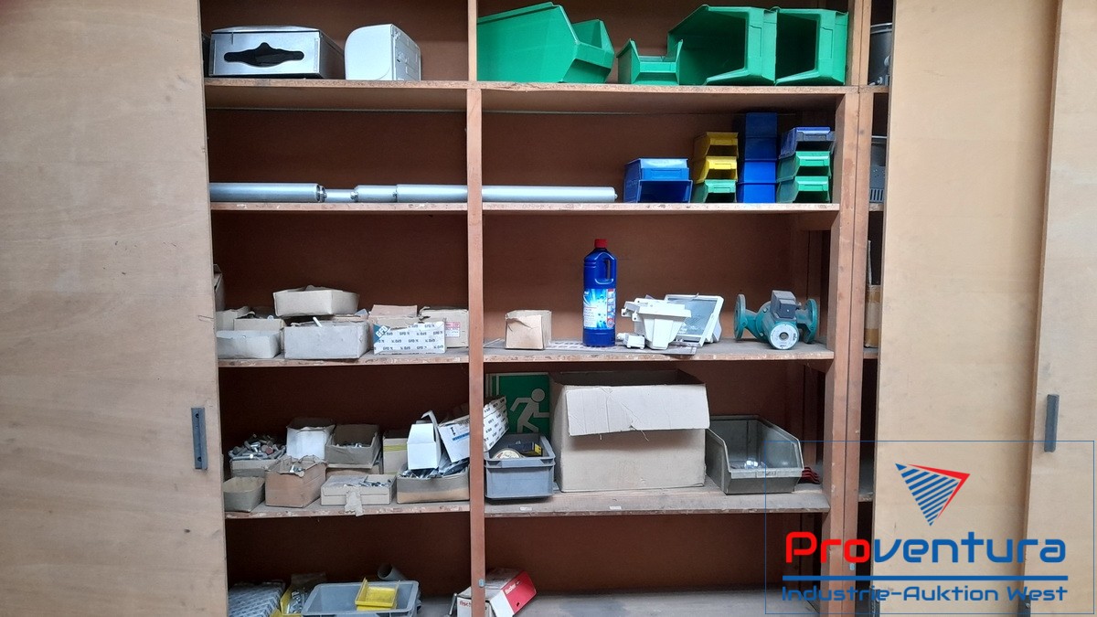 Inhalt Wandschränke | Industrieauktion.online