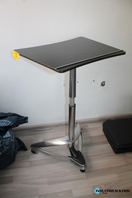 Stehpult DAUPHIN fahrbar