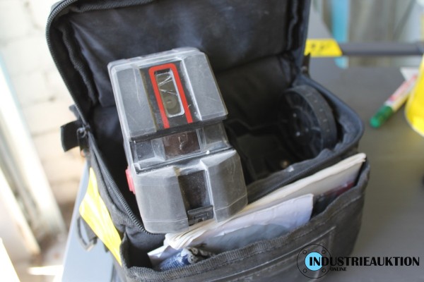 Bild Laser WÜRTH CLL11; vertikal u. horizontal