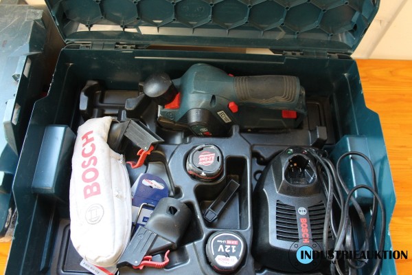Bild Akku-Hobel BOSCH GHO 12V-20