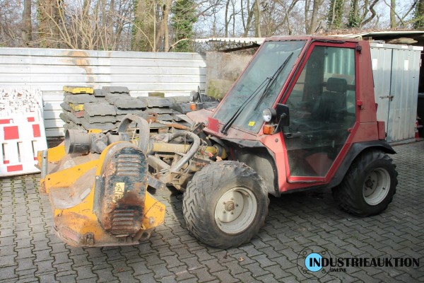 Mehrzweckfahrzeug AEBI Terratrac TT70 S