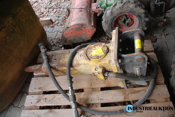 Hydraulikhammer mit LEHNHOFF EPIROC SB 202 Schnellwechsler