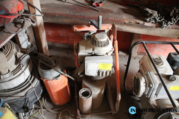 Benzin-Kernbohrmaschine GÖLZ