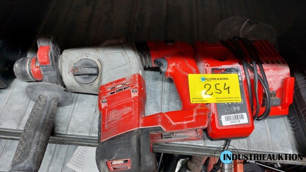 Bild Akku-Bohrhammer MILWAUKEE 18V