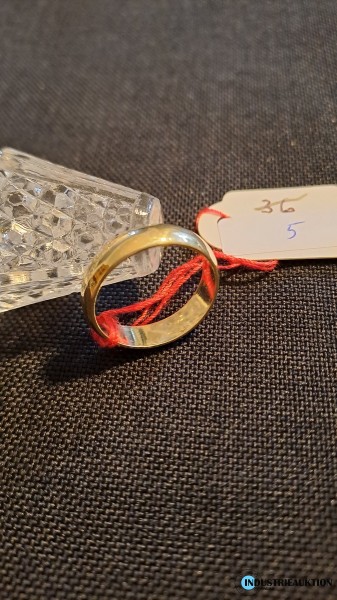 Ring
