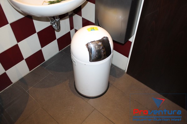 Bild Klappdeckel-Mülleimer WESCO mit Rostspuren