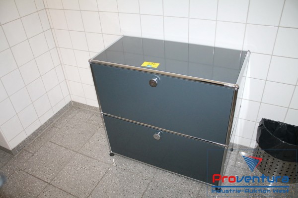 Bild Büroschrank USM HALLER