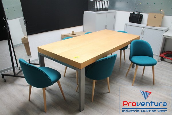 Bild Besprechungstisch