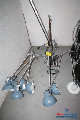 Hängeleuchte mit 8 separaten Auslegern