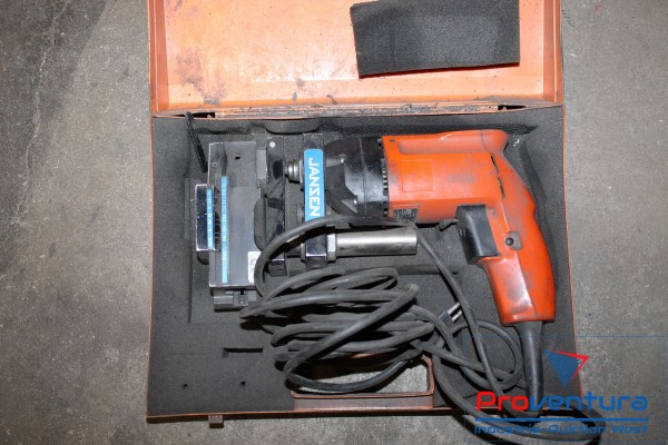 Bild Knopfsetzmaschine JANSEN