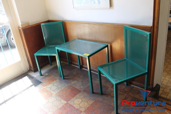 Bild Tisch m. Glasplatte