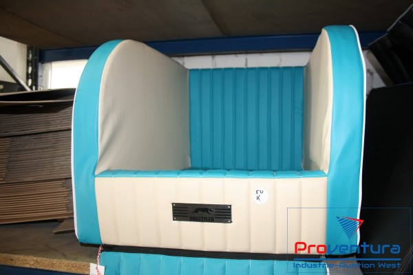 Dog Backseat Dogstyler Cadillac Cvan