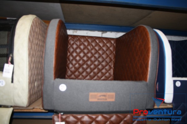 Dog Backseat Dogstyler