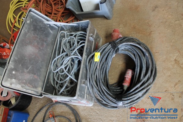 Bild Baustellenkiste mit Kabeln