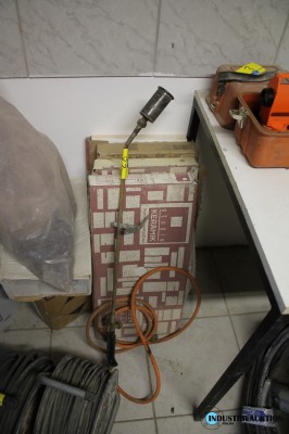 Bild Bunsenbrenner für Dacharbeiten