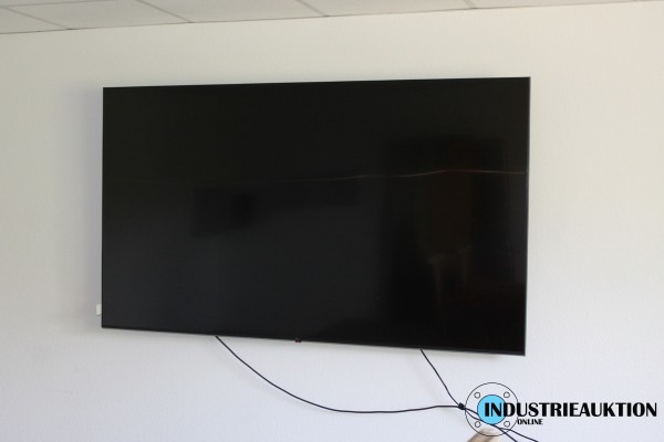 Flachbildfernseher LG 82 UP 8000 9LA