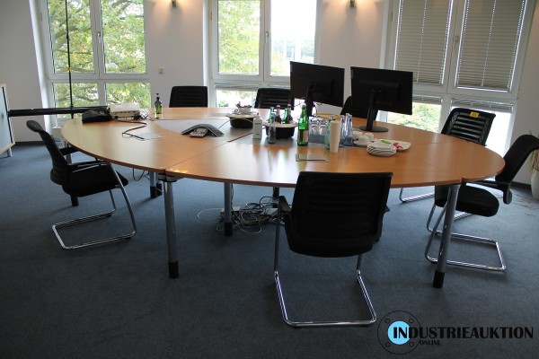 Konferenztisch [1]