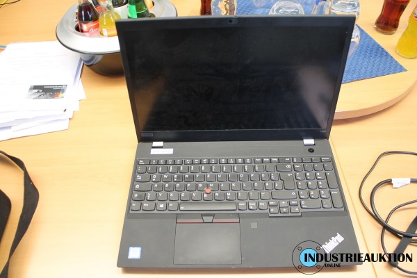 Bild Laptop LENOVO Thinkpad T590