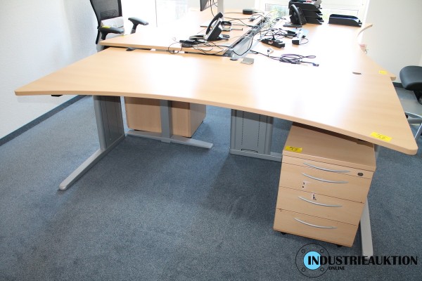 Schreibtische KÖNIG + NEURATH