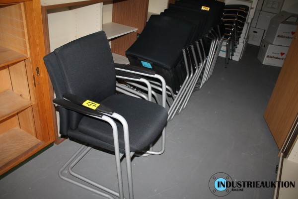 Pos. Stapelstühle