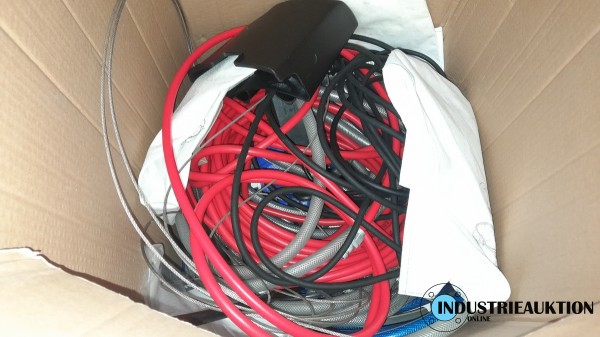 Pos. Luftschläuche und Kabel
