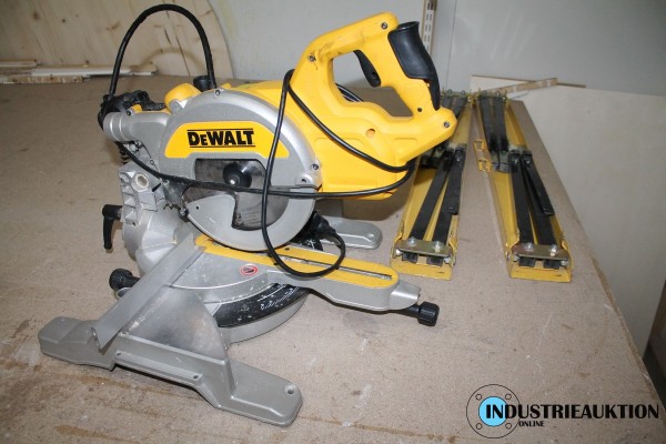 Kappsäge DEWALT DWS777
