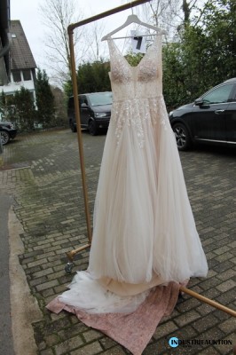 Brautkleid