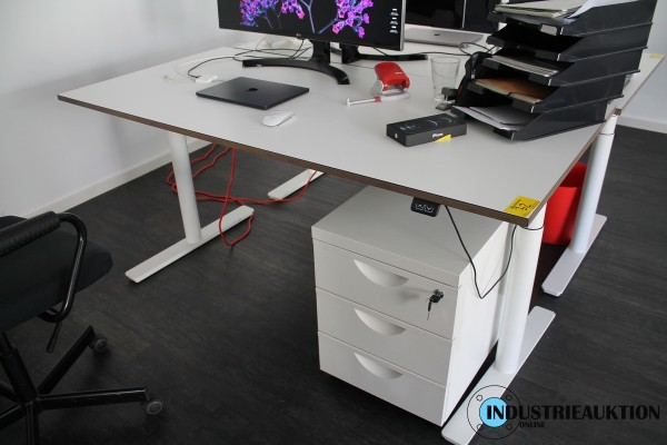 Bild Schreibtisch ELIOT