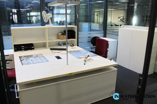 Bild 2er Schreibtisch