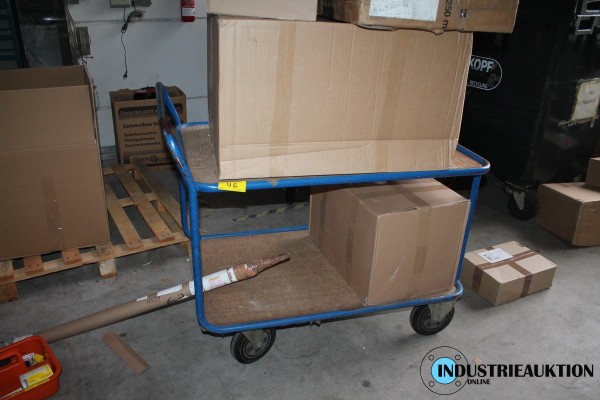 Bild 2-Etagen-Transportwagen ca. 80 x 120